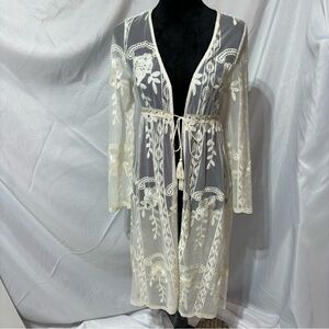 Story On Ivory Lace Front Tie Kimono Size S